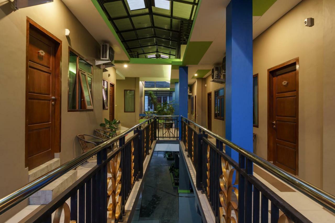 Reddoorz Syariah Near Fort Marlborough Bengkulu Exterior foto
