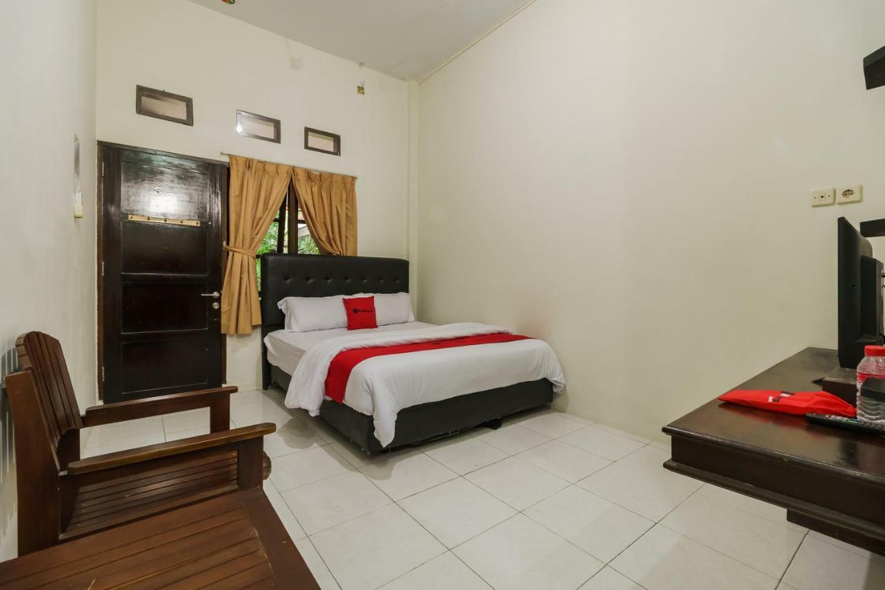 Reddoorz Syariah Near Fort Marlborough Bengkulu Exterior foto
