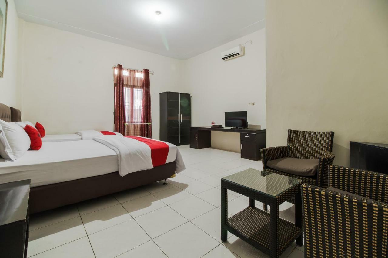 Reddoorz Syariah Near Fort Marlborough Bengkulu Exterior foto